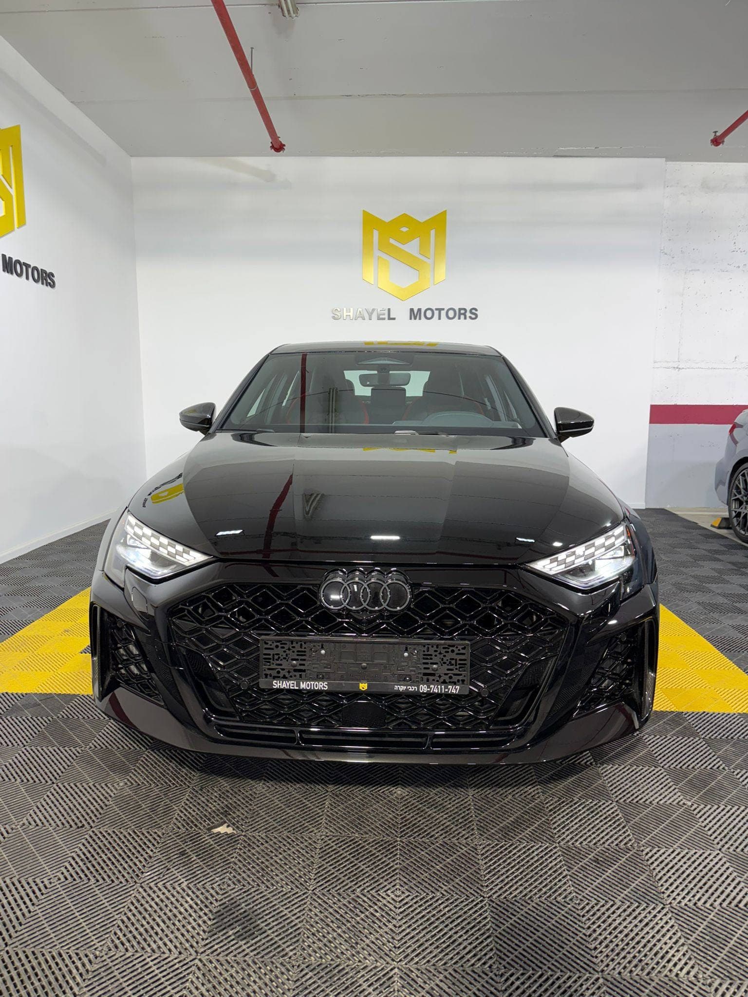 אאודי RS3 quattro